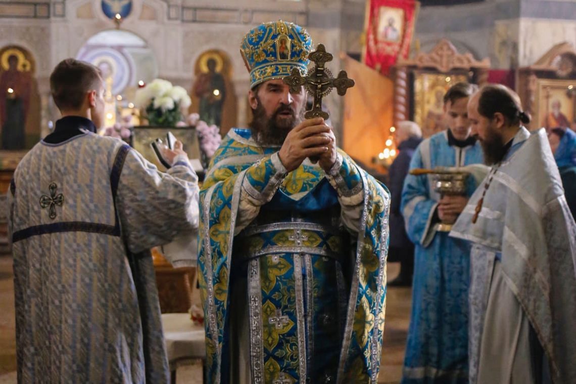 Празднование Казанской иконы Божией Матери в Свято-Никольском храме-памятнике